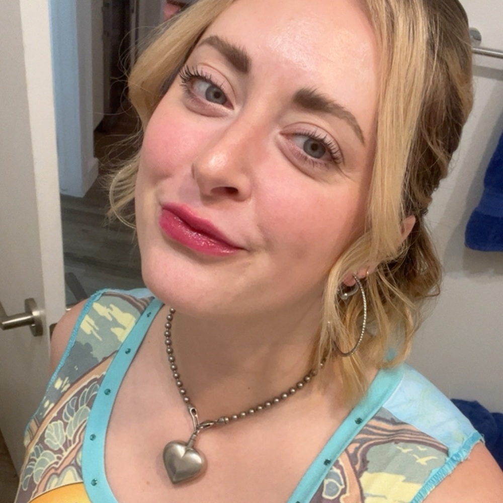 Meet your Posher, Amber